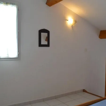 Maison 2p Avec Mezzanine, Piscine Et Parking, A 800m De La - Saint-pierre-la-mer - Fr-1-229d-352